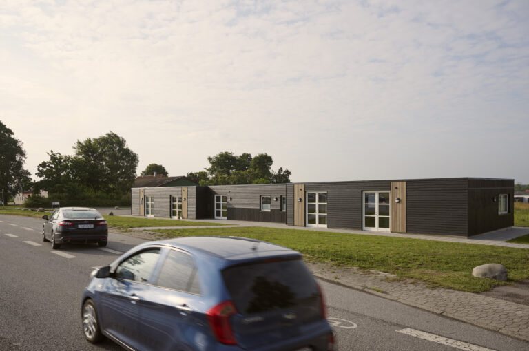 COPYRIGHT RICKY JOHN MOIIOY